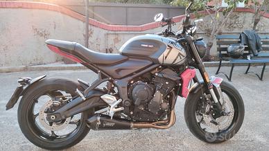 Triumph trident