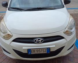 HYUNDAI i10 2ª serie - 2013