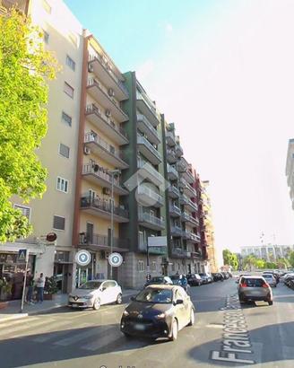 NEGOZIO A BARI