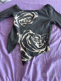 Maglietta a maniche lunghe con rose
