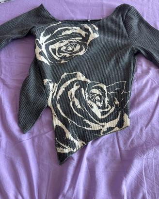 Maglietta a maniche lunghe con rose