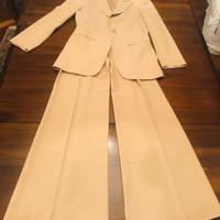 Splendido tailleur pantaloni Beige Nico.Nico