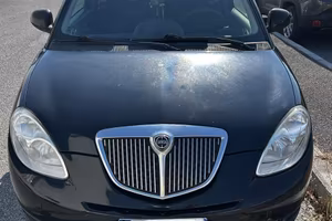 Lancia Ypsilon 2009 nera