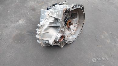 cambio Ford Transit Courier 2021