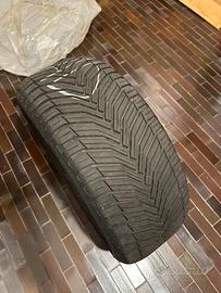 Michelin Crossclimate 2 225 40 r18