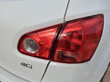 fanale posteriore destro NISSAN QASHQAI J10 
