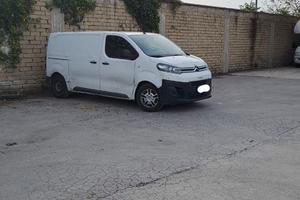 Posto auto o furgoni
