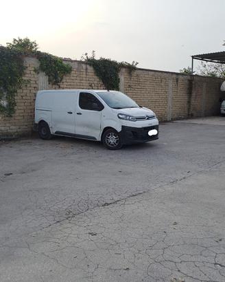 Posto auto o furgoni