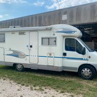 Camper Adria coral 680 dp