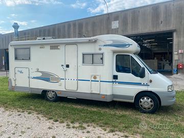 Camper Adria coral 680 dp