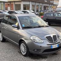 Lancia Ypsilon 1.3 MJT 75 CV Platino