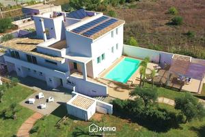 Villa di lusso, con piscina, 300m dalla spiaggia