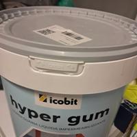 Guaina liquida per impermeabilizzazione.
