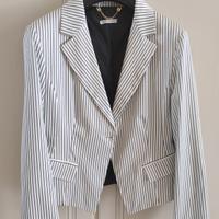 Tailleur giacca e pantalone a righe verticali