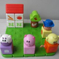 Gioco Chicco con cubi magnetici e figure