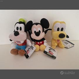 tre  pupazzi  peluche topolino pippo pluto disney 