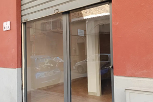 Affittassi locale ufficio box