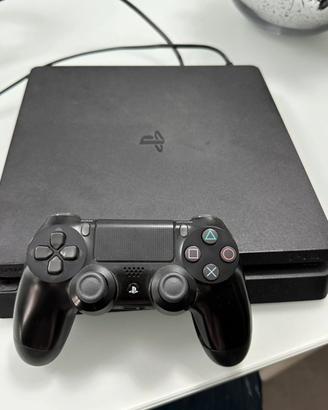 Playstation 4 slim