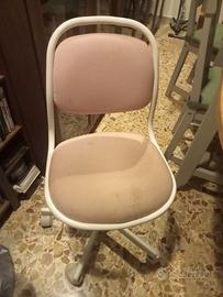 Sedia rosa IKEA ÖRFJÄLL per cameretta