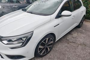 Renault Megane Blue intense 