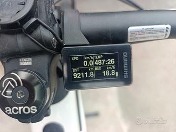 e-bike Husqvarna MC4, con due batterie 
