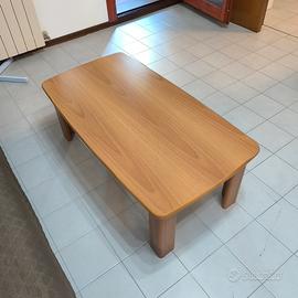 Tavolino da sala in legno come nuovo