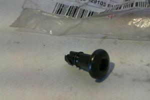 PERNO CARENA RSV 1000 APRILIA 8121663
