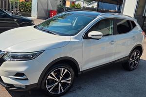 Nissan  Qasquai N-Connecta