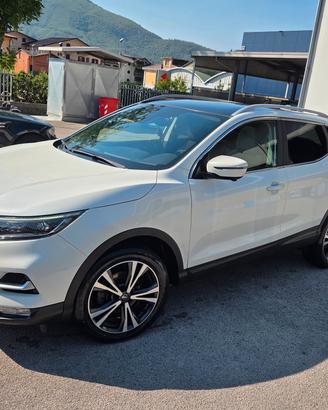 Nissan  Qasquai N-Connecta