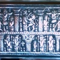 Scatola in argento Persiano sbalzato e cesellato