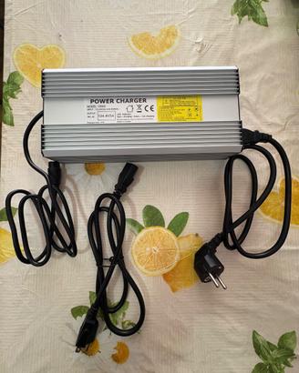 Caricabatterie YZ900 134.4V 5A per Monoruota / E-b