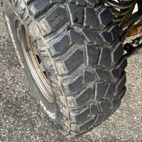 Gomme da 31 jeep fuoristrada
