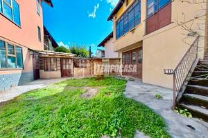 TERRATETTO PLURIFAMILIARE CON CORTILE A SAN MAURIZ