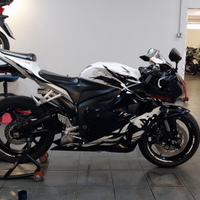 Cbr 600 rr unica
