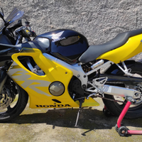 HONDA cbr600F 2004