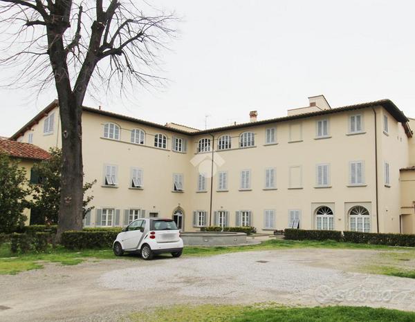 5 LOCALI A PRATO
