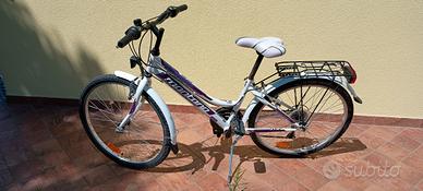 Bici Montana Escape 24" da ragazza - Come nuova