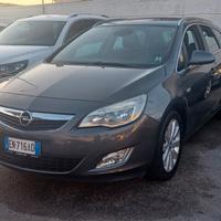 Opel Astra 1.7 CDTI 110CV Sports Tourer Cosmo