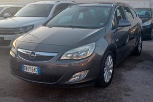 Opel Astra 1.7 CDTI 110CV Sports Tourer Cosmo
