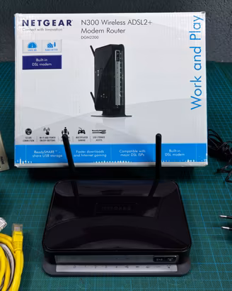 Modem Router Netgear N300 DGN2200