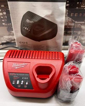 Milwaukee - Energy kit M12 2x2.0 ah