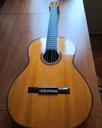 Chitarra classica di liuteria