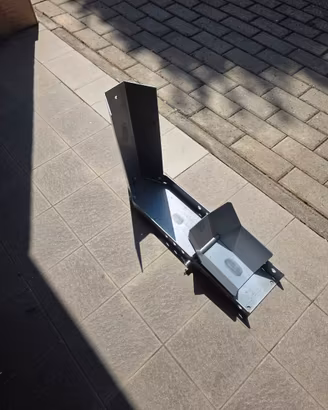 Supporto per ruota moto e scooter