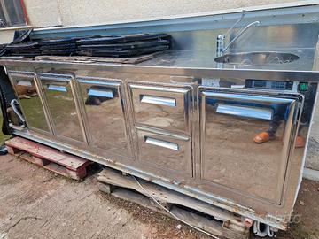 banco bar refrigerato con lavandino con pannelli 