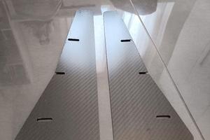 Paraspruzzi Yaris GR in carbonio