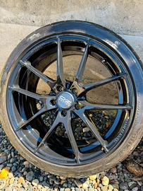 Cerchi oz racing da 17 completi di gomme.