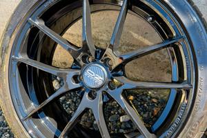 Cerchi oz racing da 17 completi di gomme.