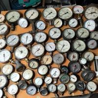 Manometri vari per presione