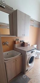 Mobile bagno completo di pila in ceramica