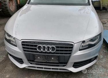 Audi a4 anno 2010 led ricambi motore cag